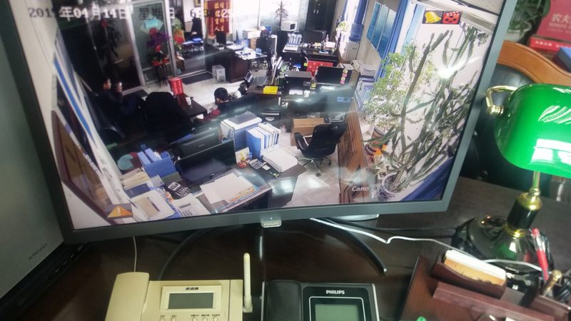 监控画面模糊？可能是镜头脏了？**